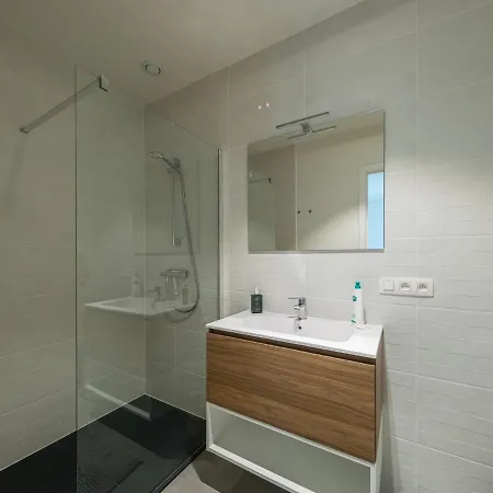 New-build Near The Center 아파트 미들케르케