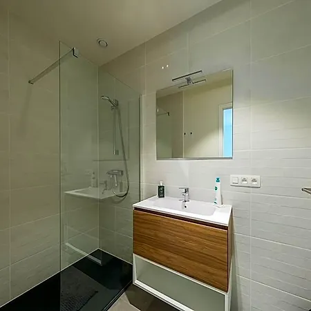 New-build Near The Center Apartamento